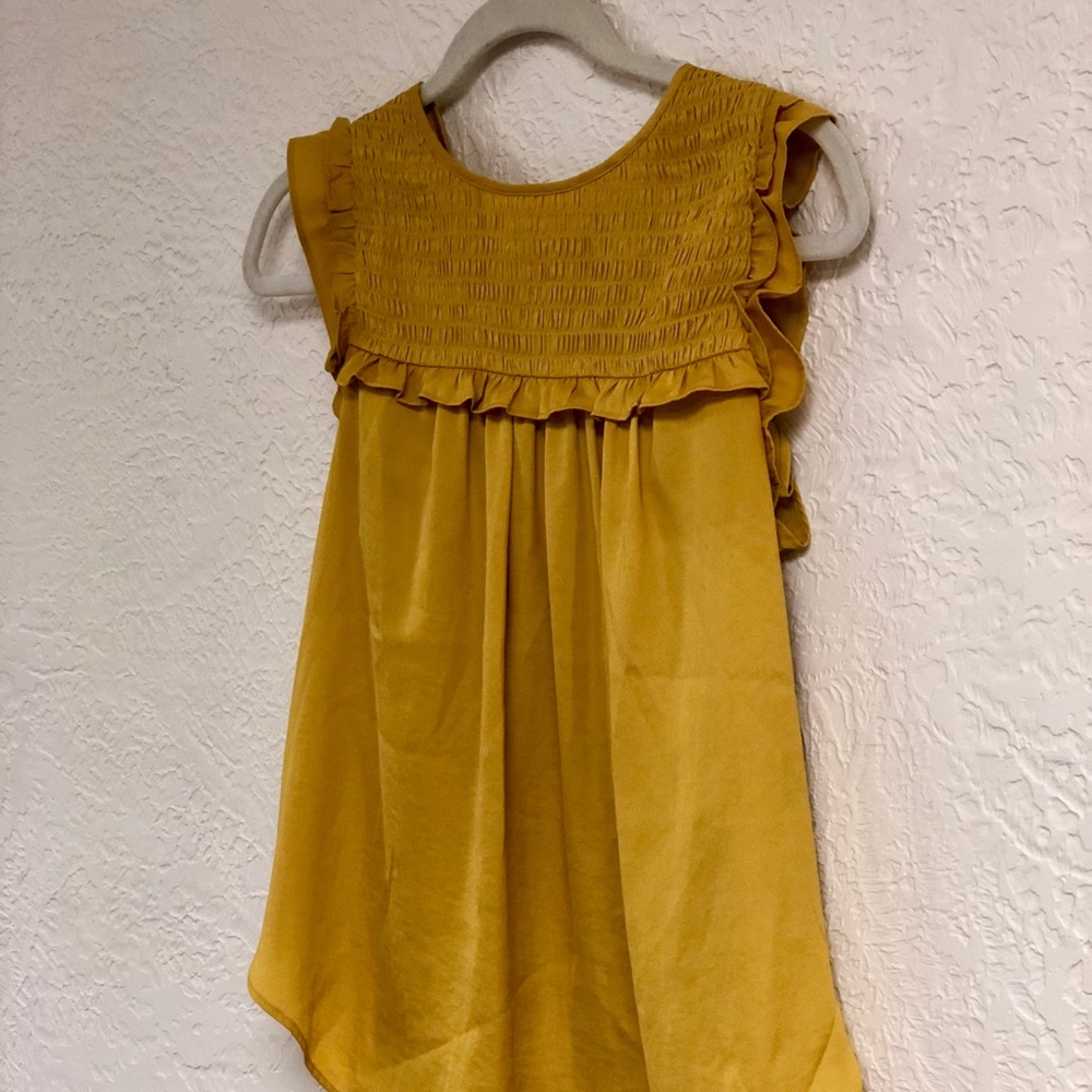 Small Petite LOFT Sleeveless Top